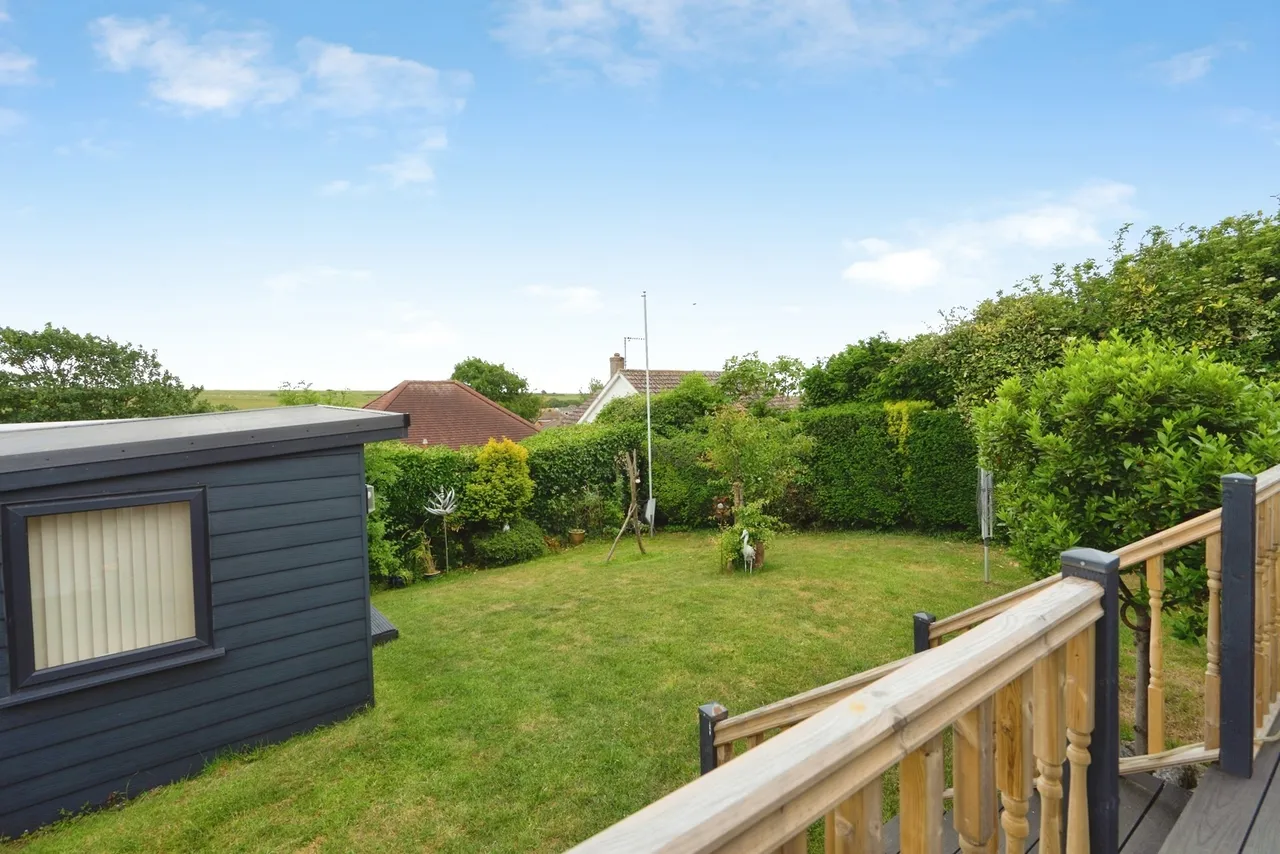 Cissbury Crescent, Saltdean, BN2, photo 16