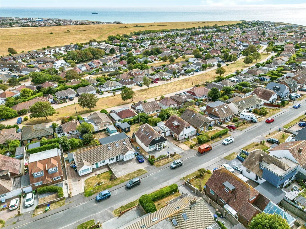 Cissbury Crescent, Saltdean, BN2, photo 2