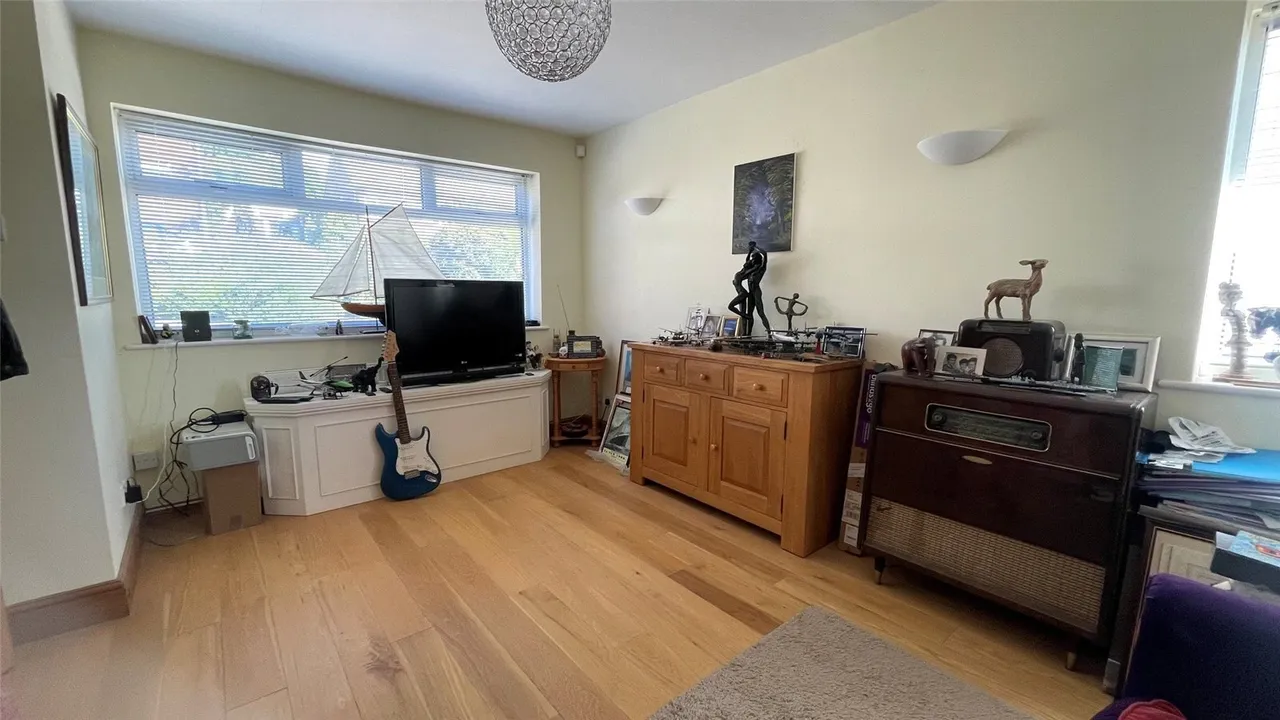 Cissbury Crescent, Saltdean, BN2, photo 12
