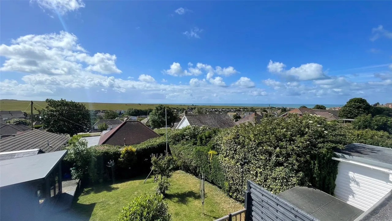Cissbury Crescent, Saltdean, BN2, photo 4