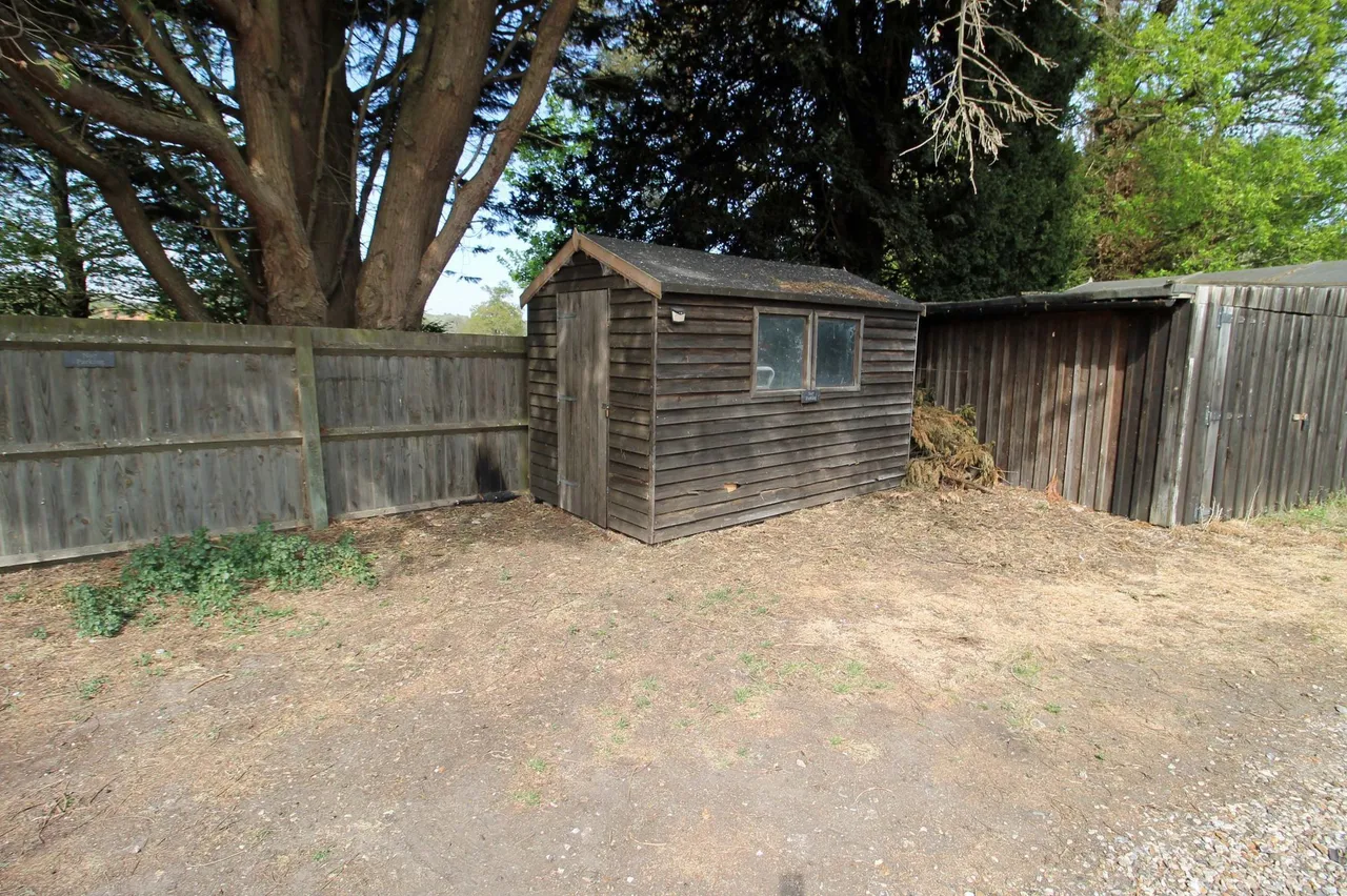 Traditional Brick and Flint Cottage i, photo 10