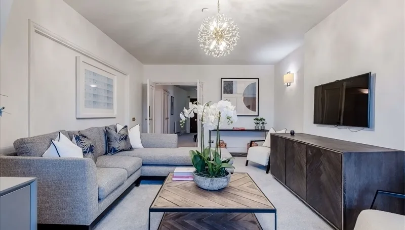 4 bed flat to rent, Park Road, London, NW8