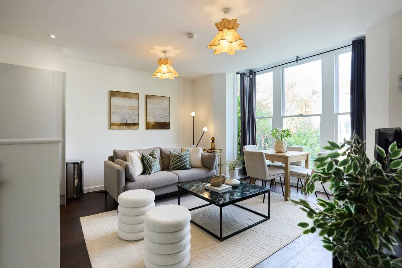 2 bed flat to rent, Evering Road, E5