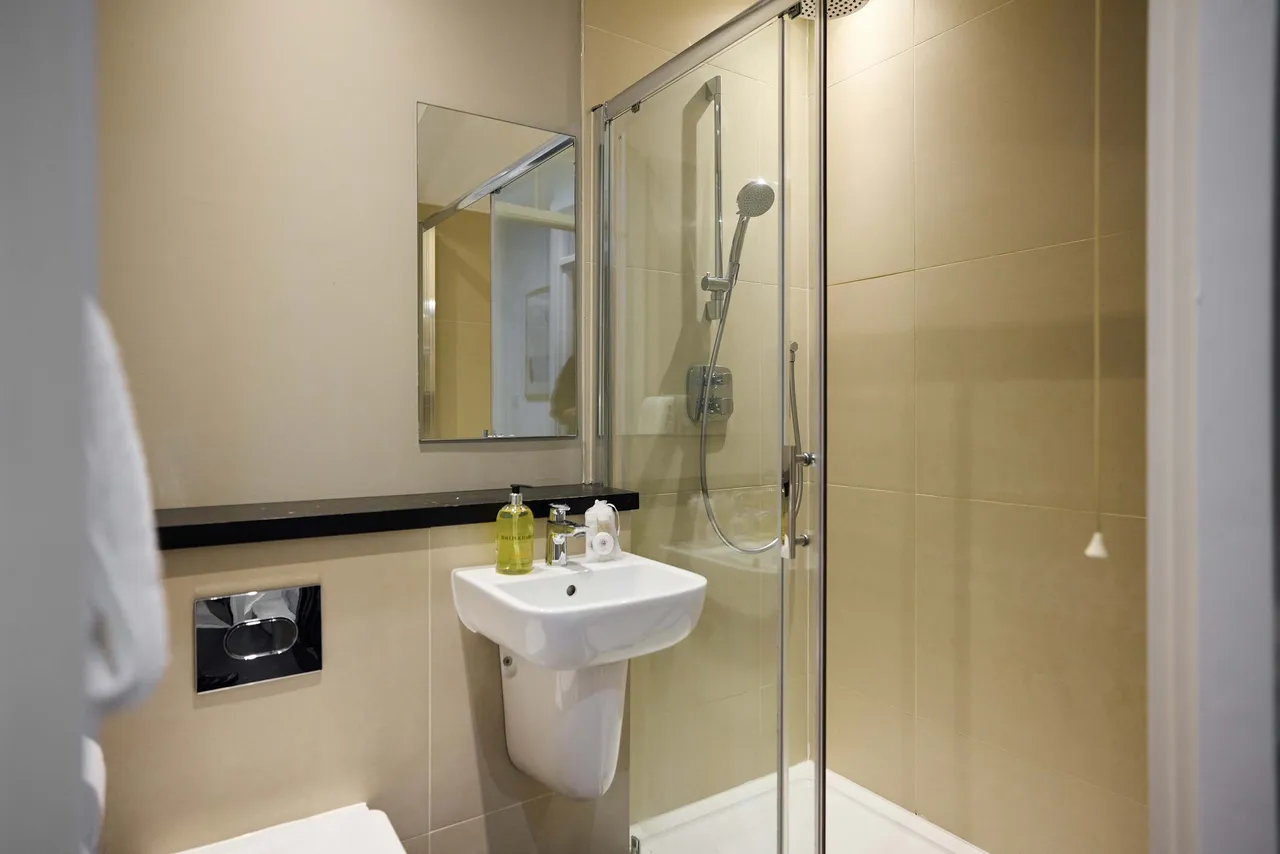 Evering Road, E5, photo 7
