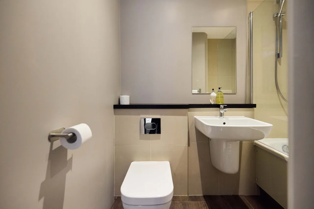 Evering Road, E5, photo 8