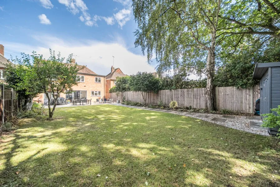 Lovelace Drive, Woking, GU22, photo 19
