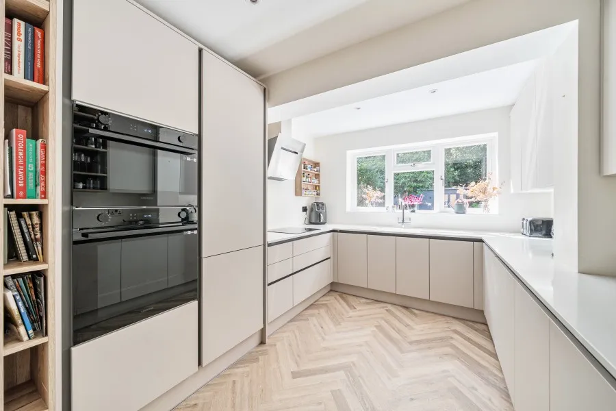 Lovelace Drive, Woking, GU22, photo 4