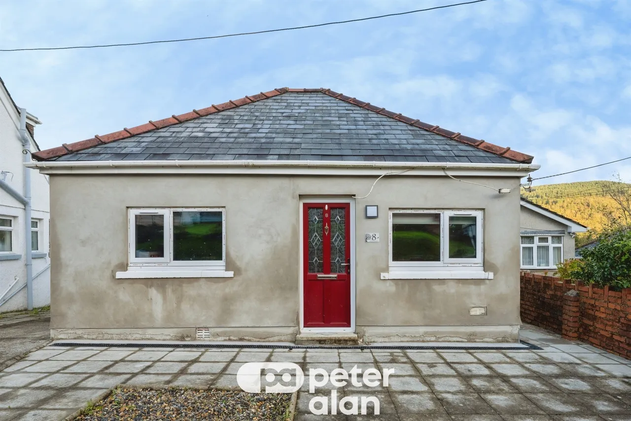 3 bed house for sale, Lletty Dafydd Neath, SA11