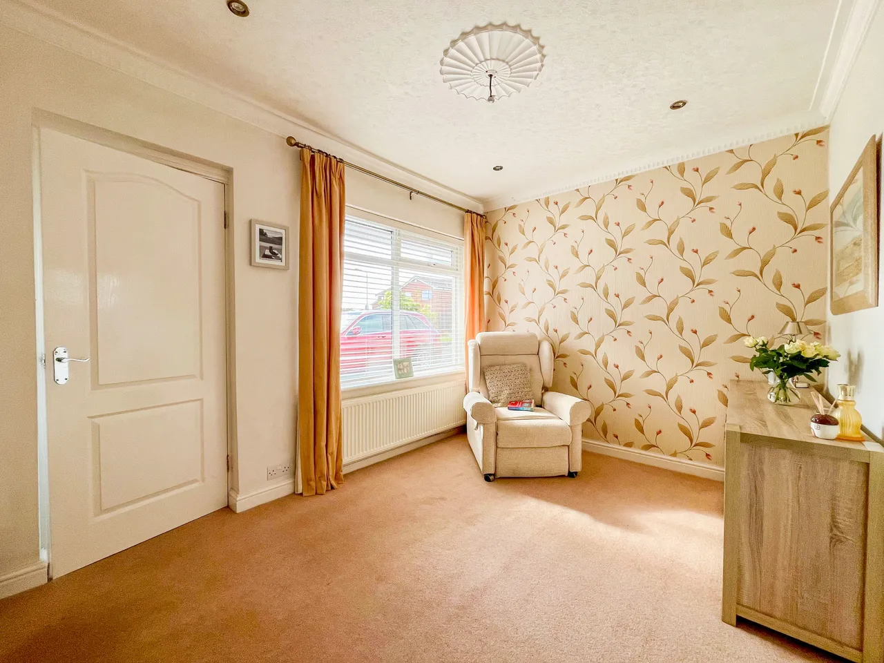 Abbey Drive, Seddons Farm, BL8, photo 4