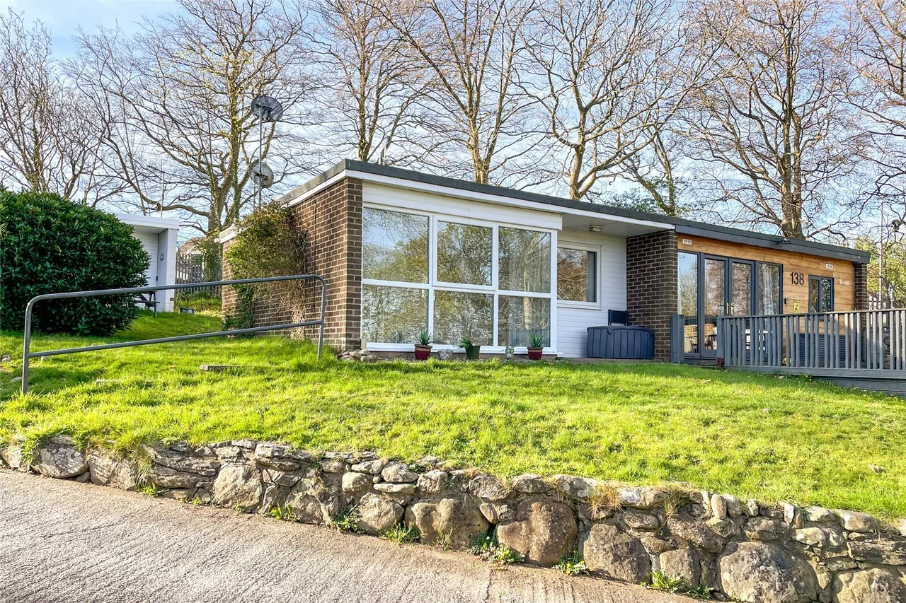 2 bed house for sale, Caeathro, Caernarfon, LL55
