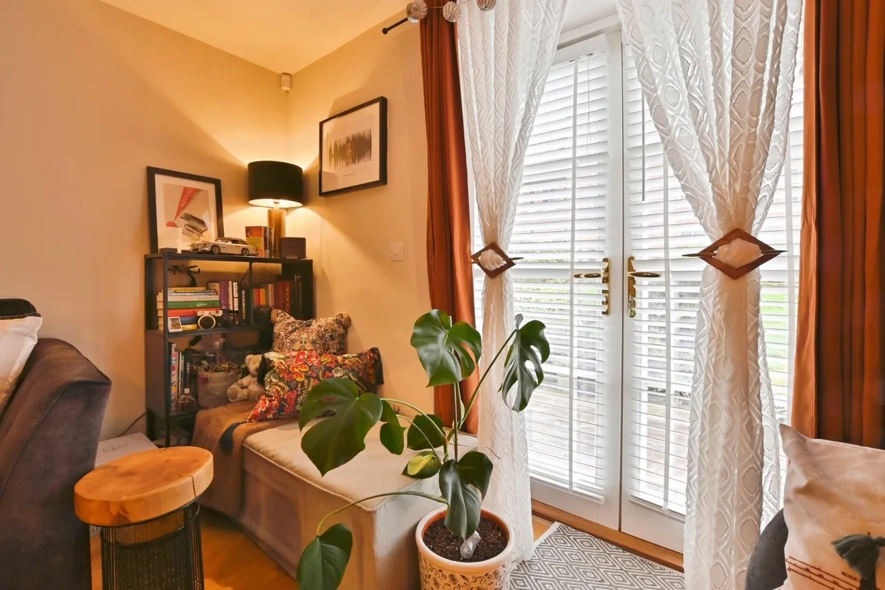 Kings Drive, Midhurst, GU29, photo 14