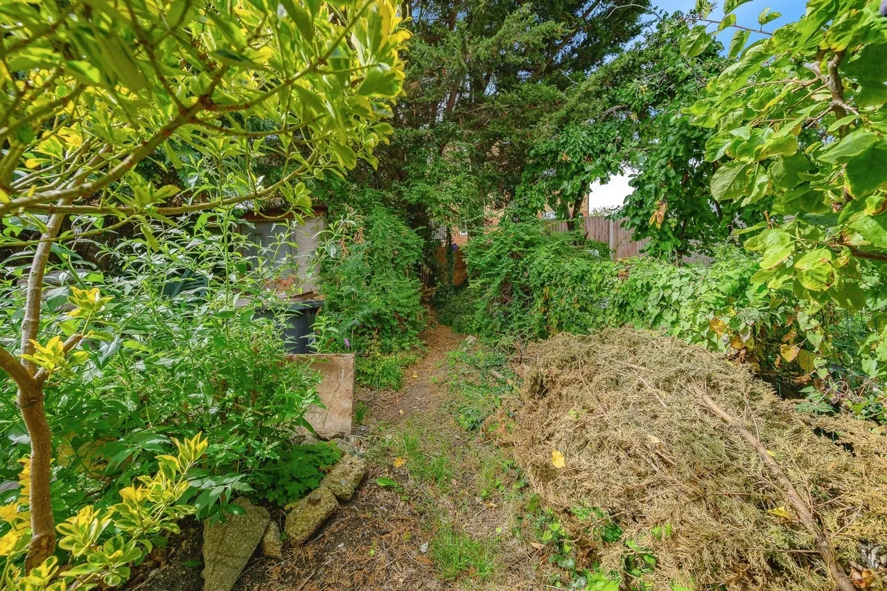 Mount Pleasant Road, Luton, Bedfordshire, LU3, photo 14