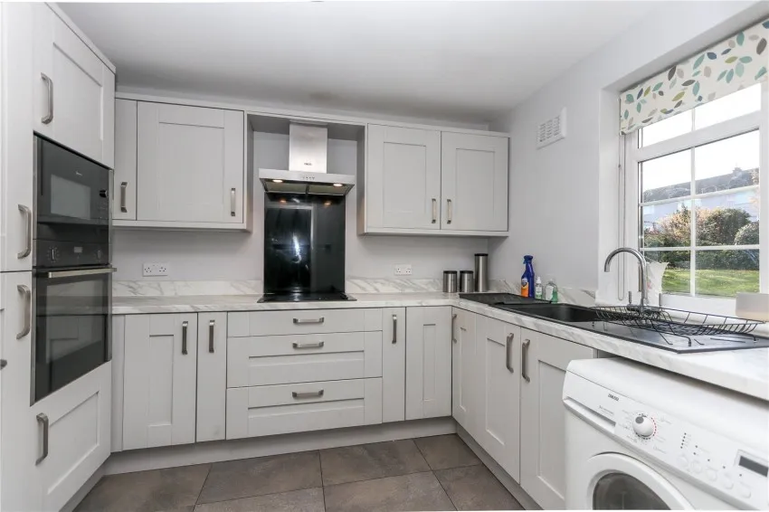 Cheadle Road, Cheadle Hulme, photo 3