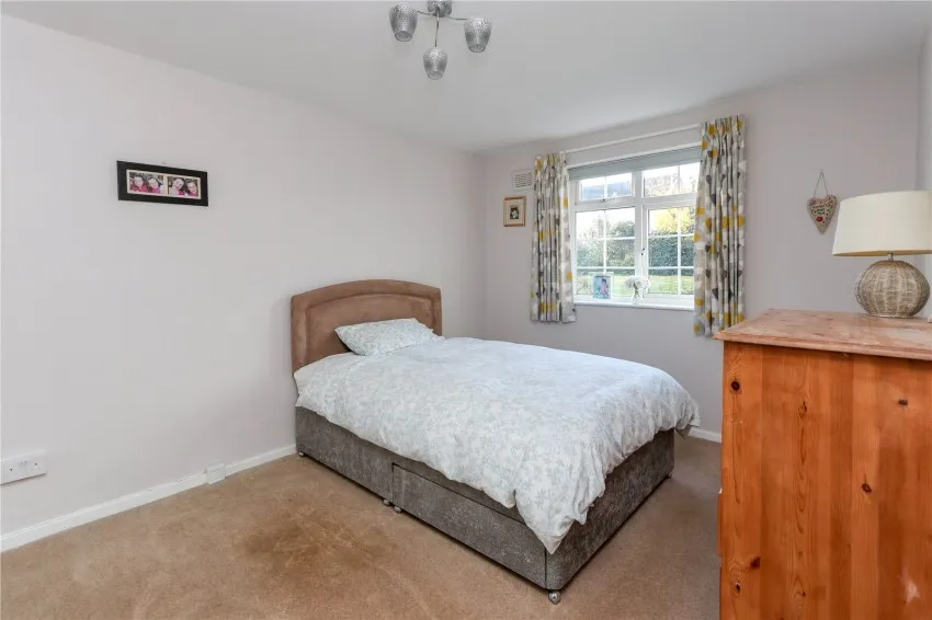 Cheadle Road, Cheadle Hulme, photo 5