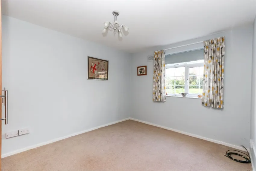Cheadle Road, Cheadle Hulme, photo 7