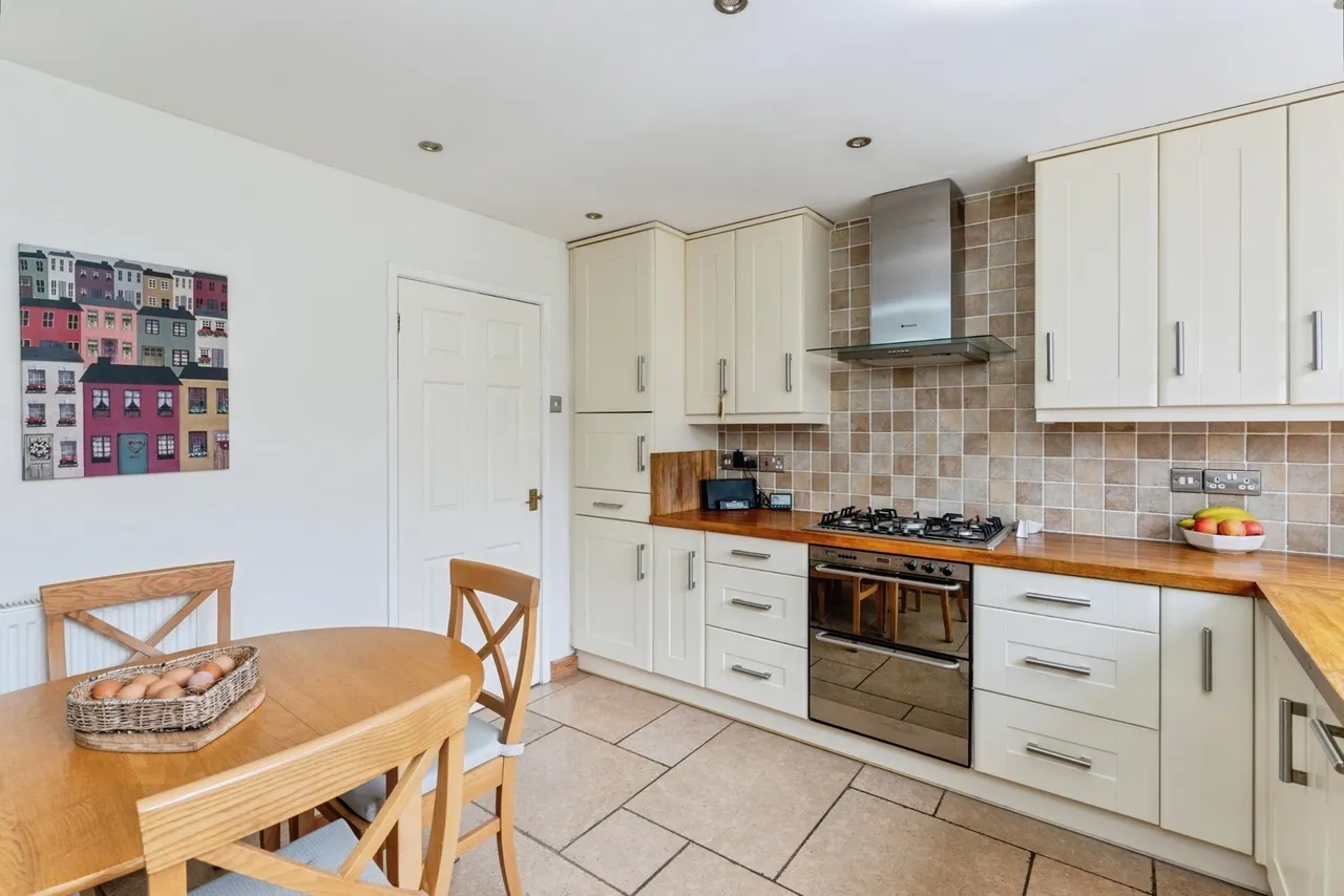 Moss Close, Willaston, CH64, photo 6