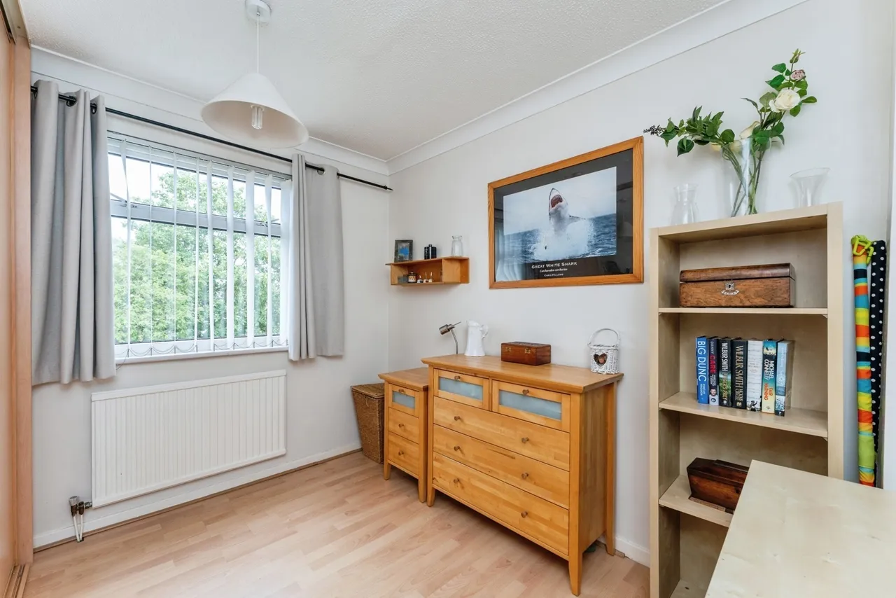 Moss Close, Willaston, CH64, photo 19