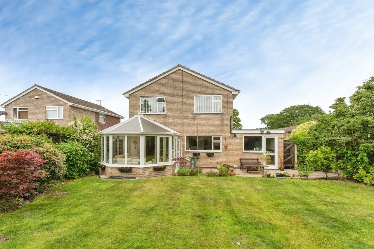 Moss Close, Willaston, CH64, photo 11