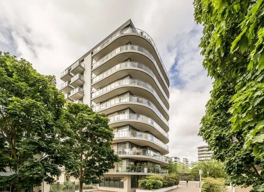 1 bed flat to rent — Ealing Road, Brentford, TW8