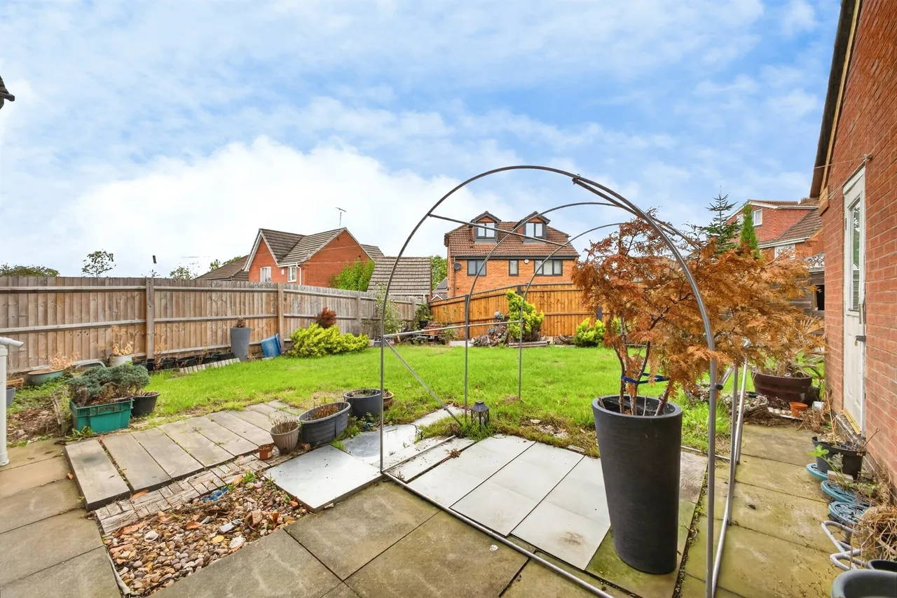 Limlow Close, Northampton, NN4, photo 19