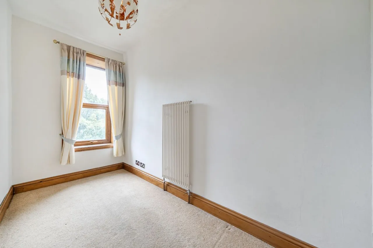 Canal View, Sowerby Bridge, HX6, photo 10