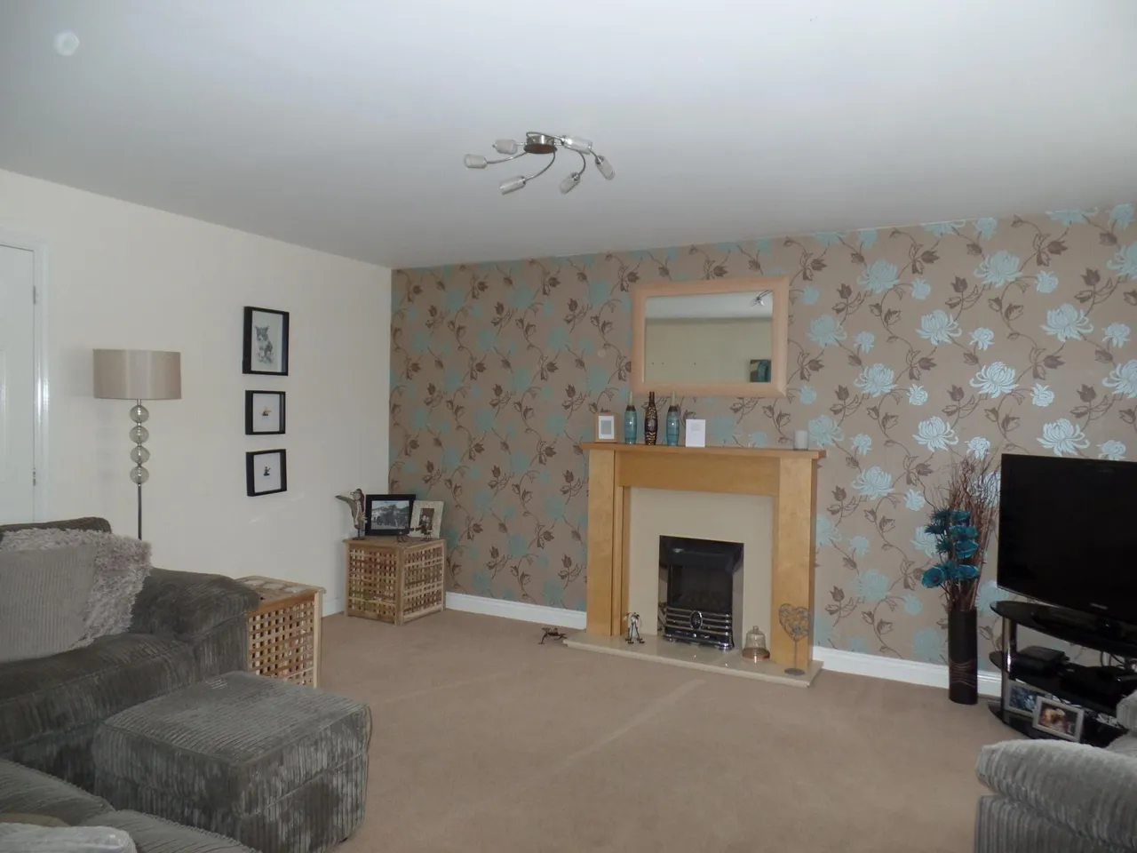 Augustus Close, North Hykeham, LN6, photo 2