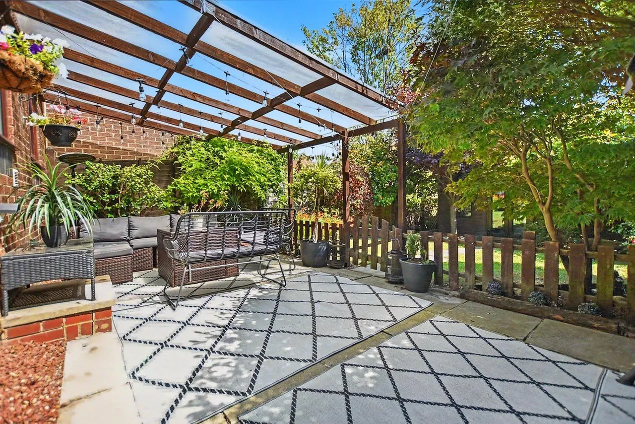 Birchfields Rise, Leeds, LS14, photo 13