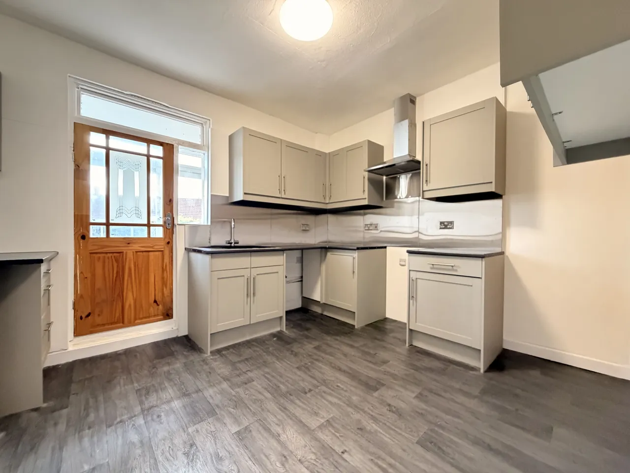 Priestic Road, Sutton-In-Ashfield, NG17, photo 2