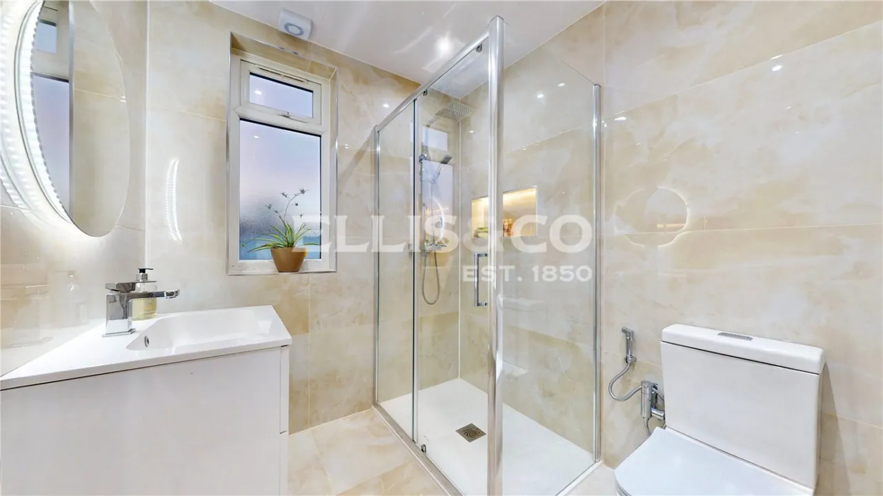 Bowrons Avenue, Wembley, HA0, photo 22