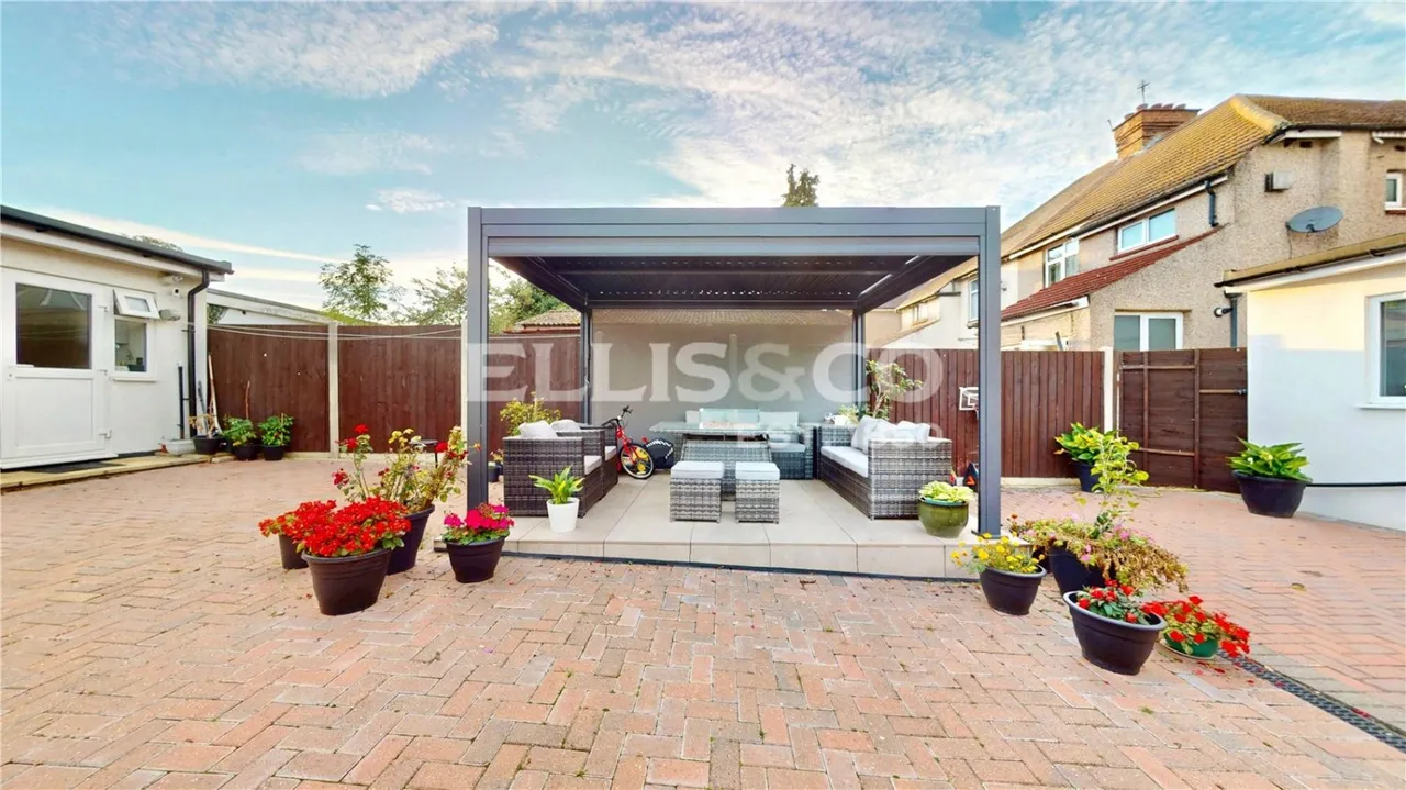 Bowrons Avenue, Wembley, HA0, photo 26