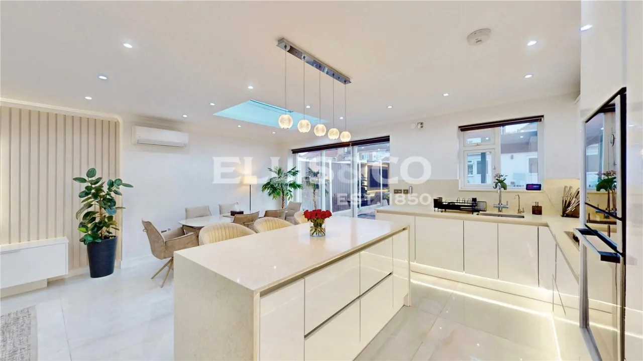 Bowrons Avenue, Wembley, HA0, photo 8
