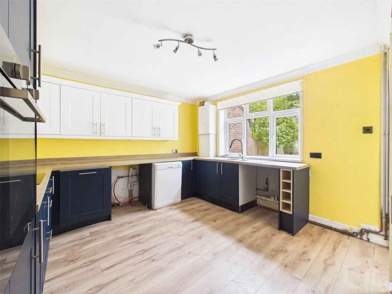 Church Street, Eastwood, NG16, photo 7