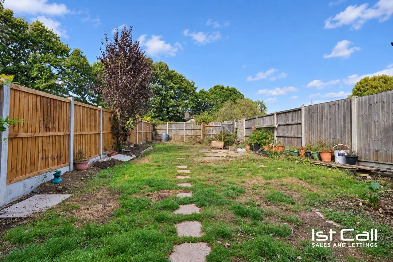 Harridge Close, Leigh-On-Sea, photo 4