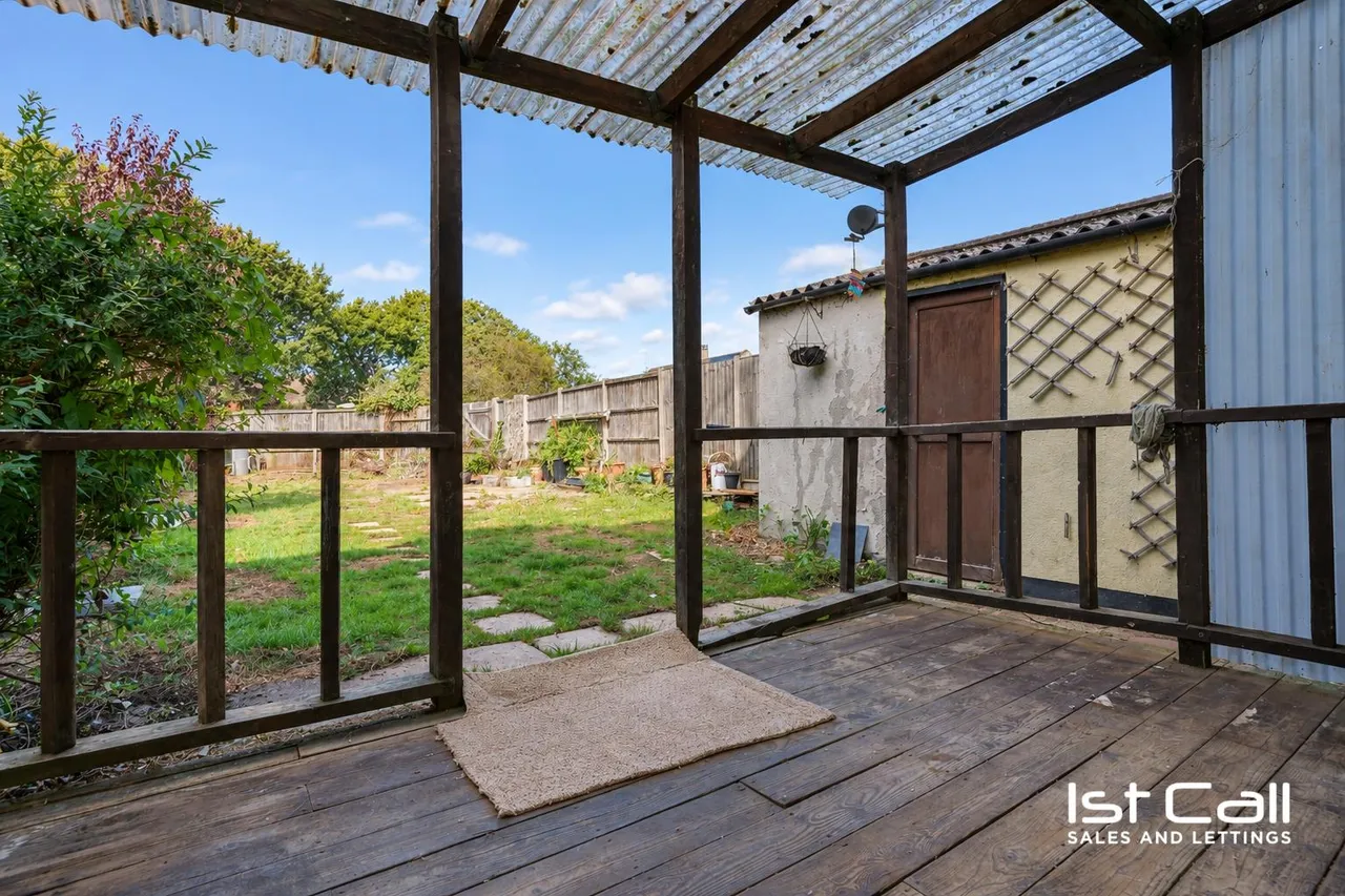 Harridge Close, Leigh-On-Sea, photo 15
