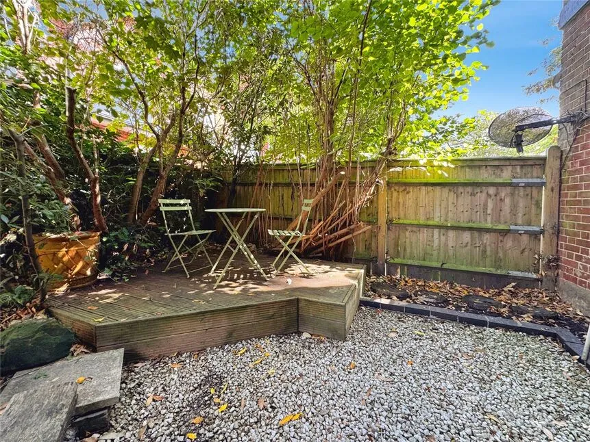 Madeira Park, Tunbridge Wells, Kent, TN2, photo 12