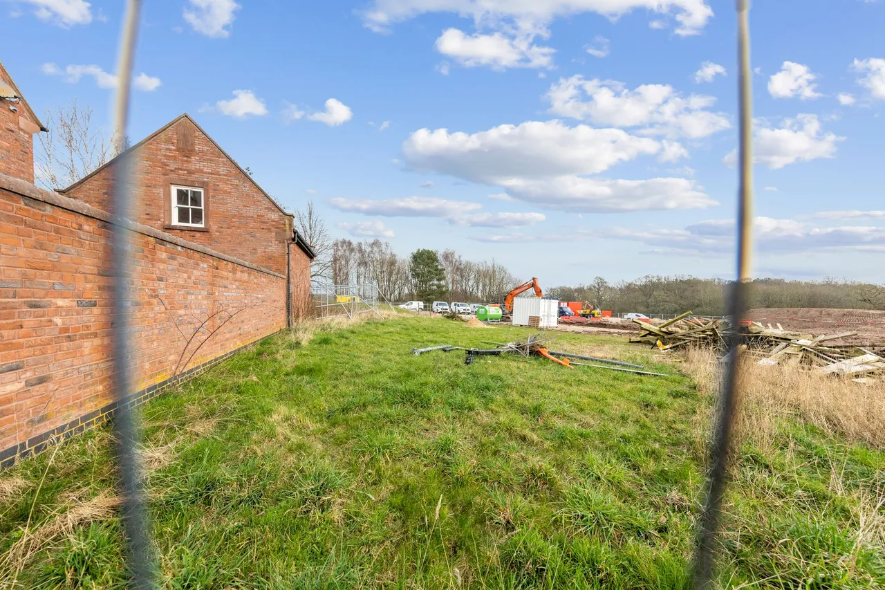 Land to the rear of, Boddington Drive, Grappenhall Heys, Warrington, WA4 3HB, photo 8