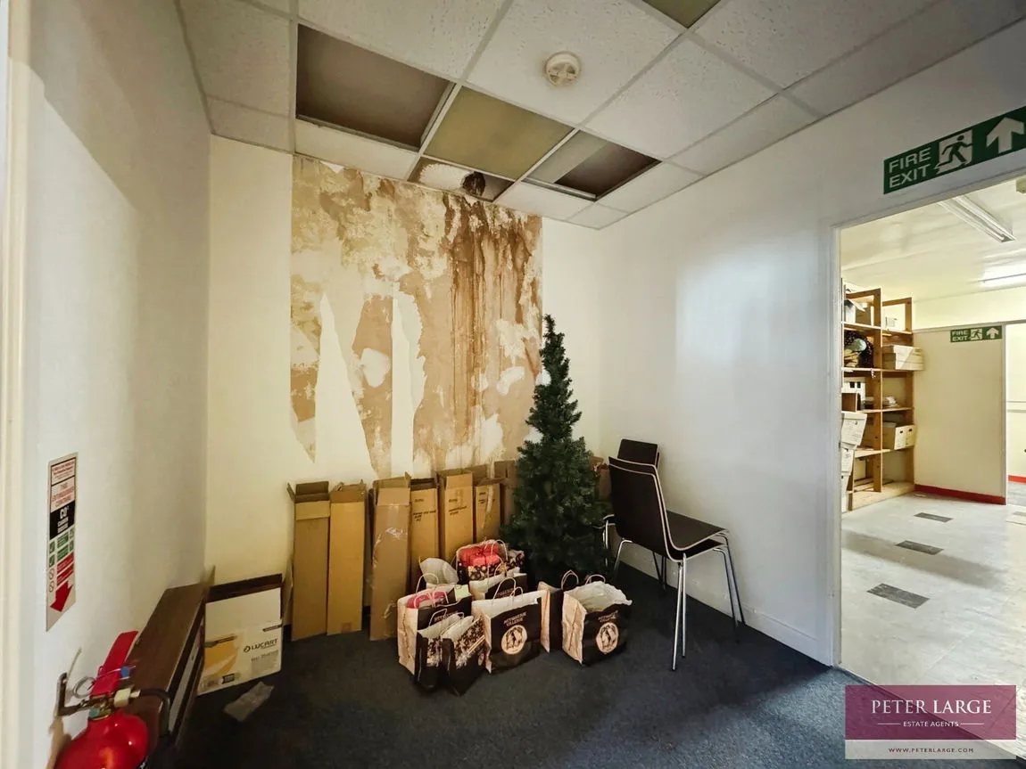 High Street, Rhyl, Denbighshire, LL18 1ET, photo 7