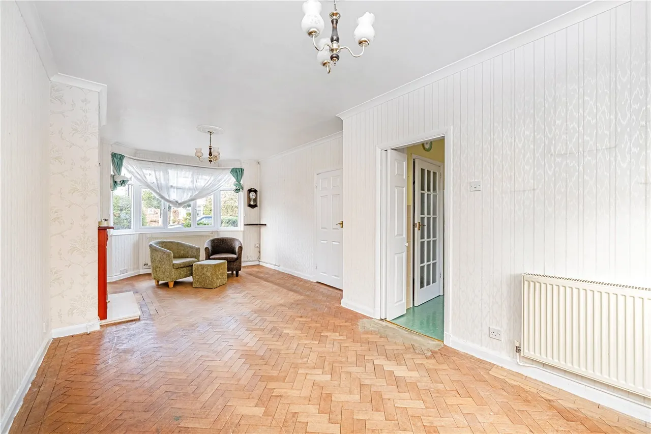 Malthouse Drive, Hanworth, TW13 6RN, photo 10