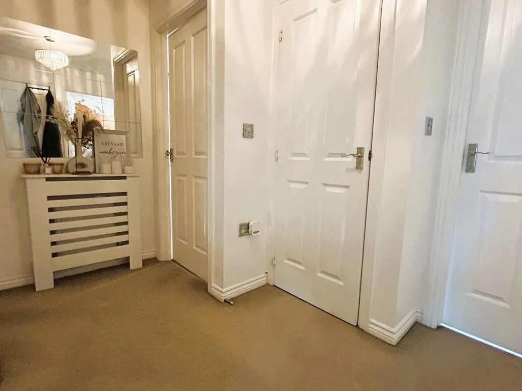 Sandpiper Close, Brownhills, WS8, photo 17