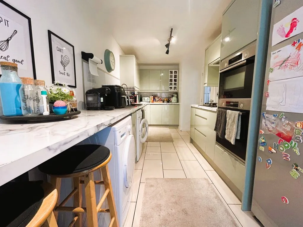 Sandpiper Close, Brownhills, WS8, photo 13