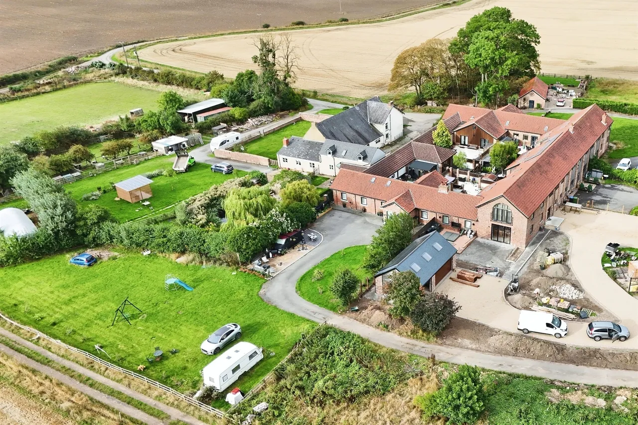 Sheraton West Grange Farm, Elwick, TS27, photo 29