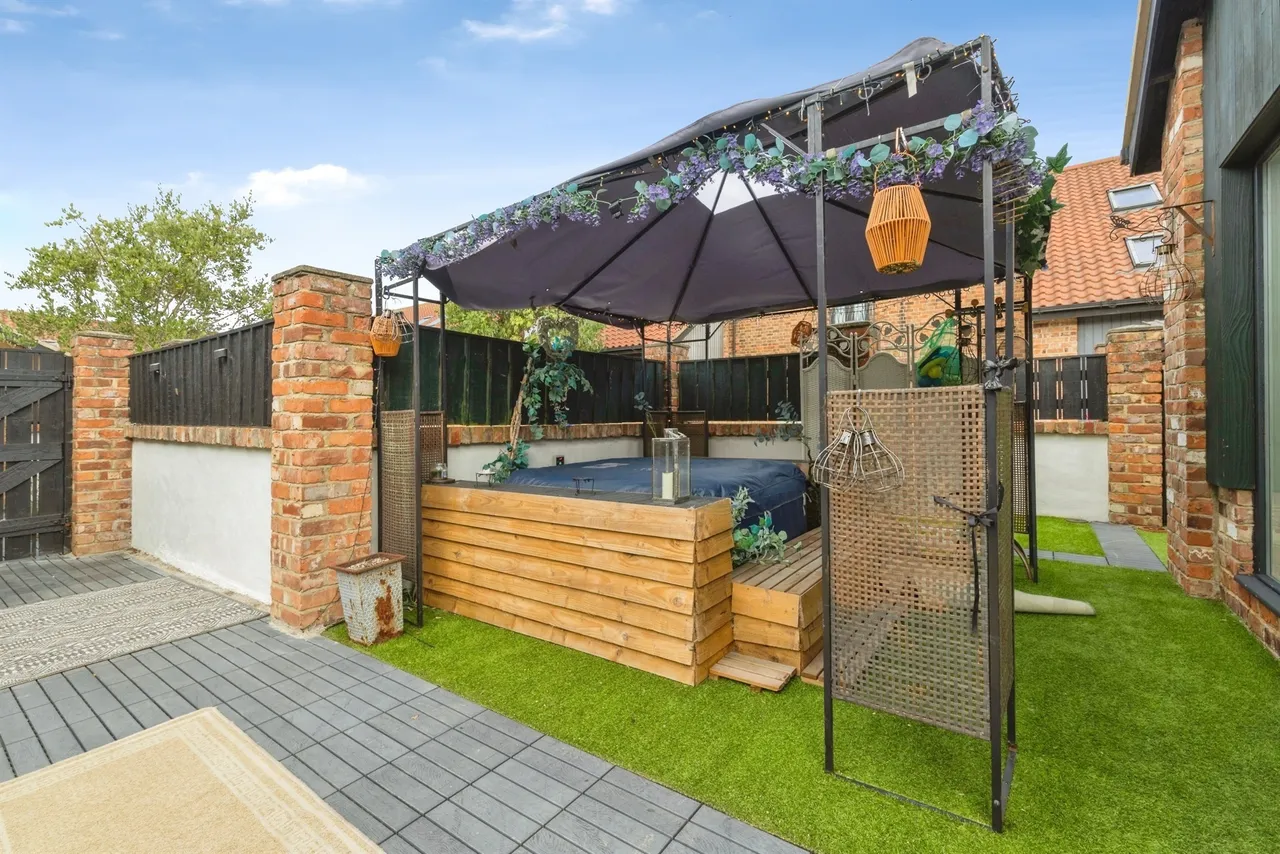 Sheraton West Grange Farm, Elwick, TS27, photo 22