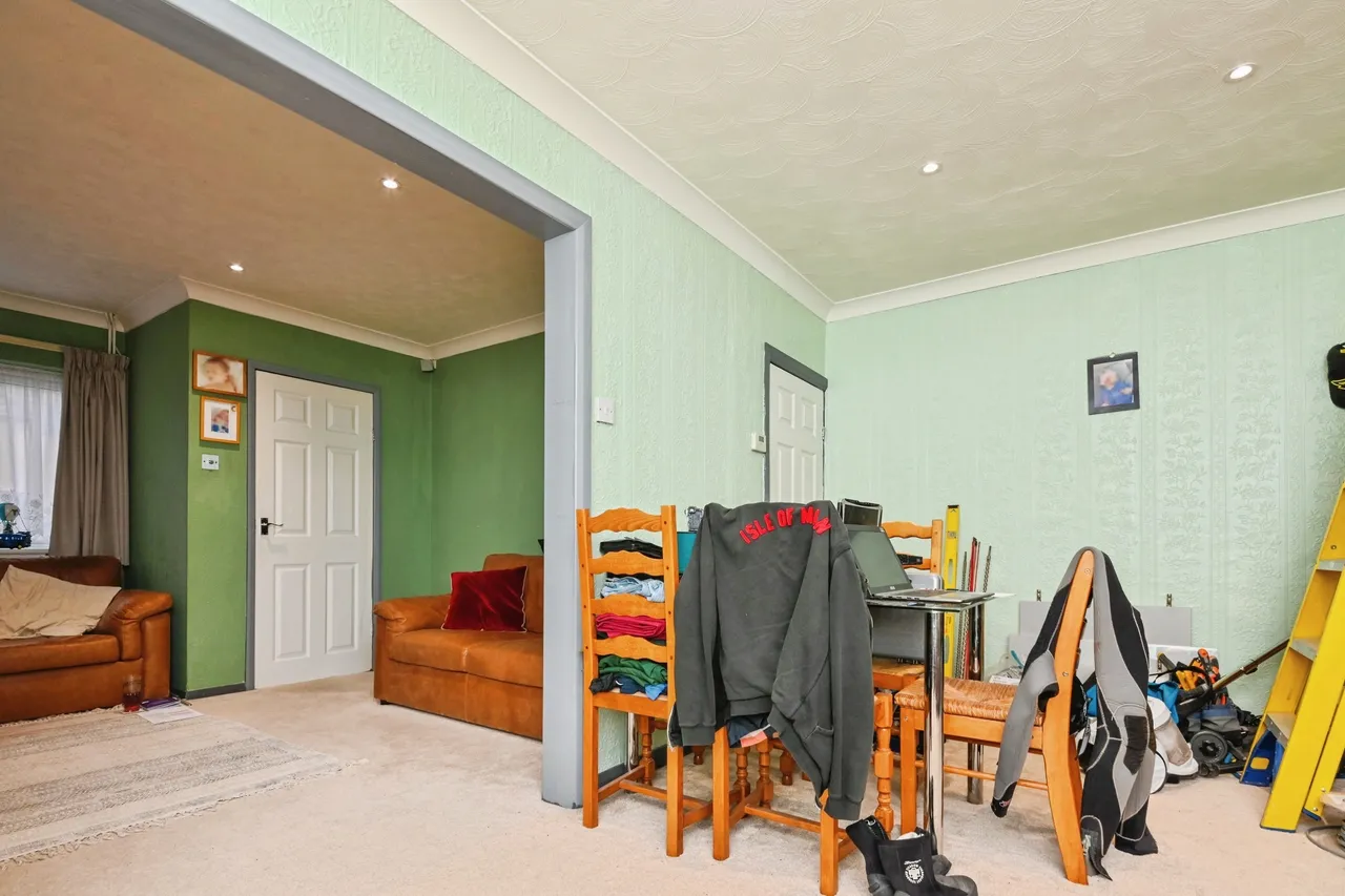 Grove Avenue, Walton On The Naze, CO14, photo 5