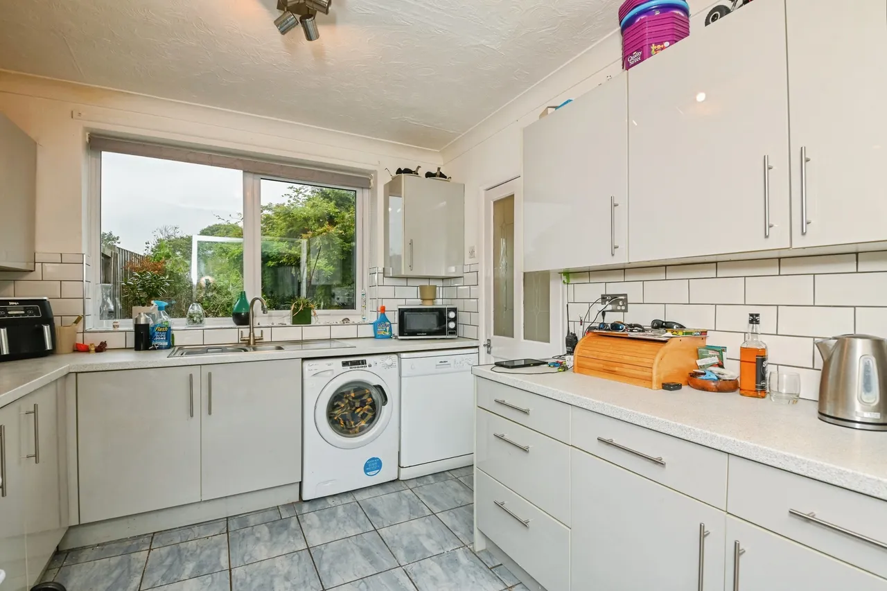 Grove Avenue, Walton On The Naze, CO14, photo 7