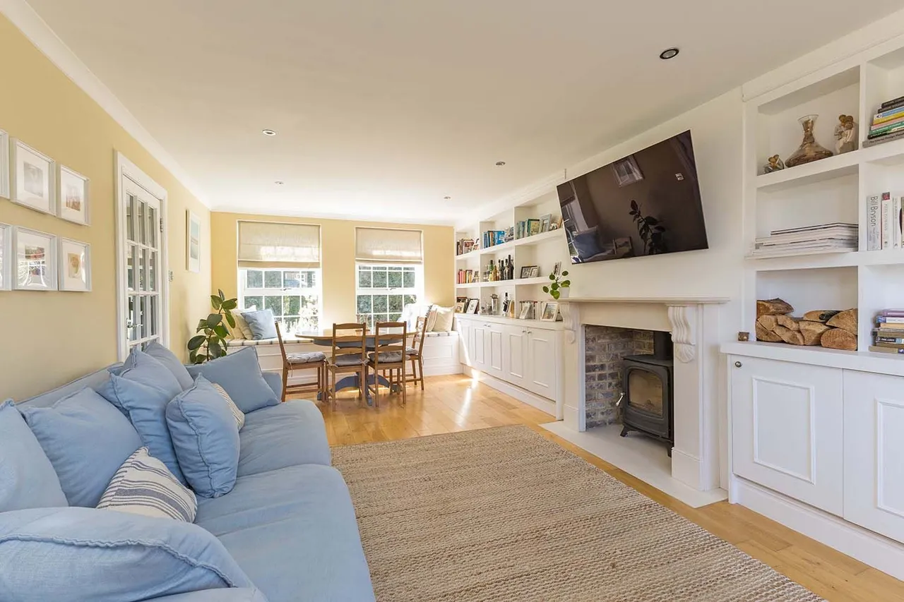 Balmoral, Cranbrook Drive, Maidenhead, Berkshire, photo 11
