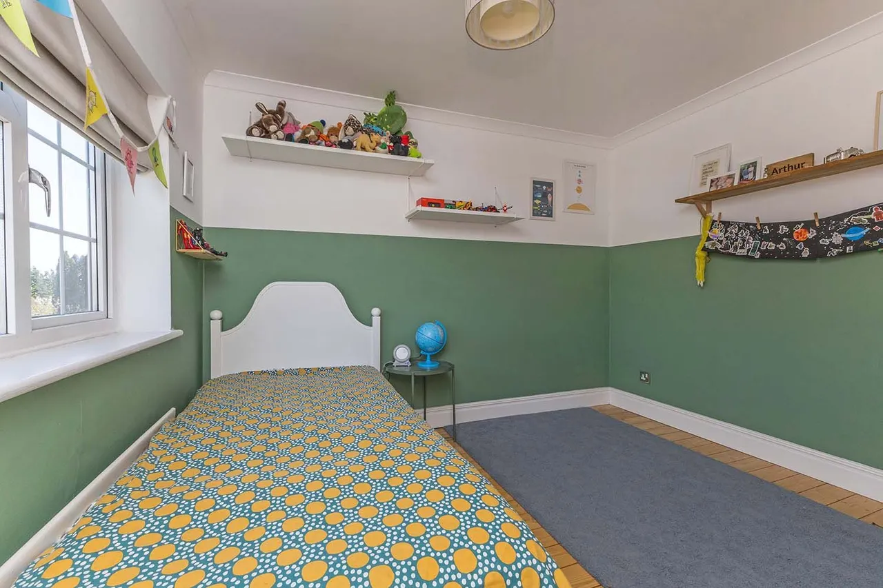 Balmoral, Cranbrook Drive, Maidenhead, Berkshire, photo 21