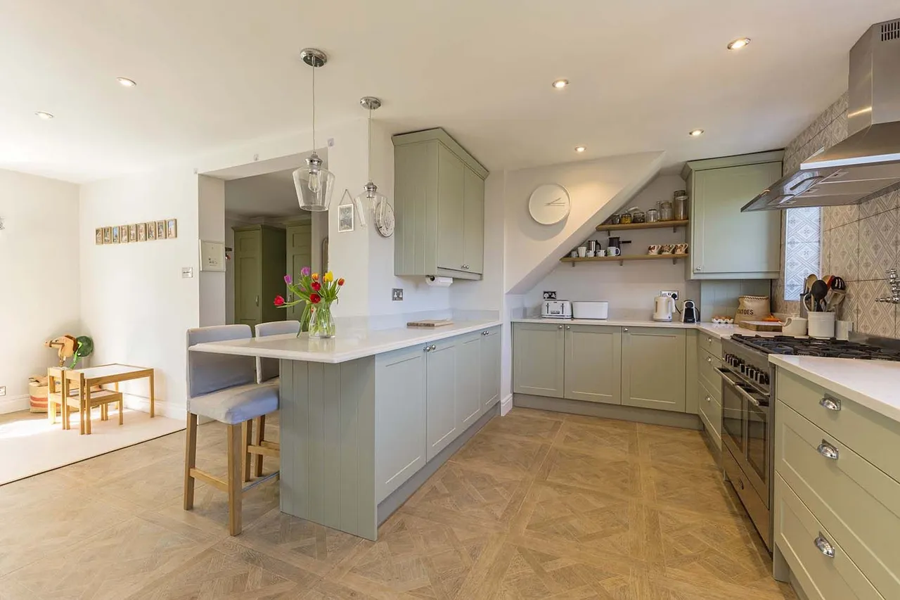 Balmoral, Cranbrook Drive, Maidenhead, Berkshire, photo 5