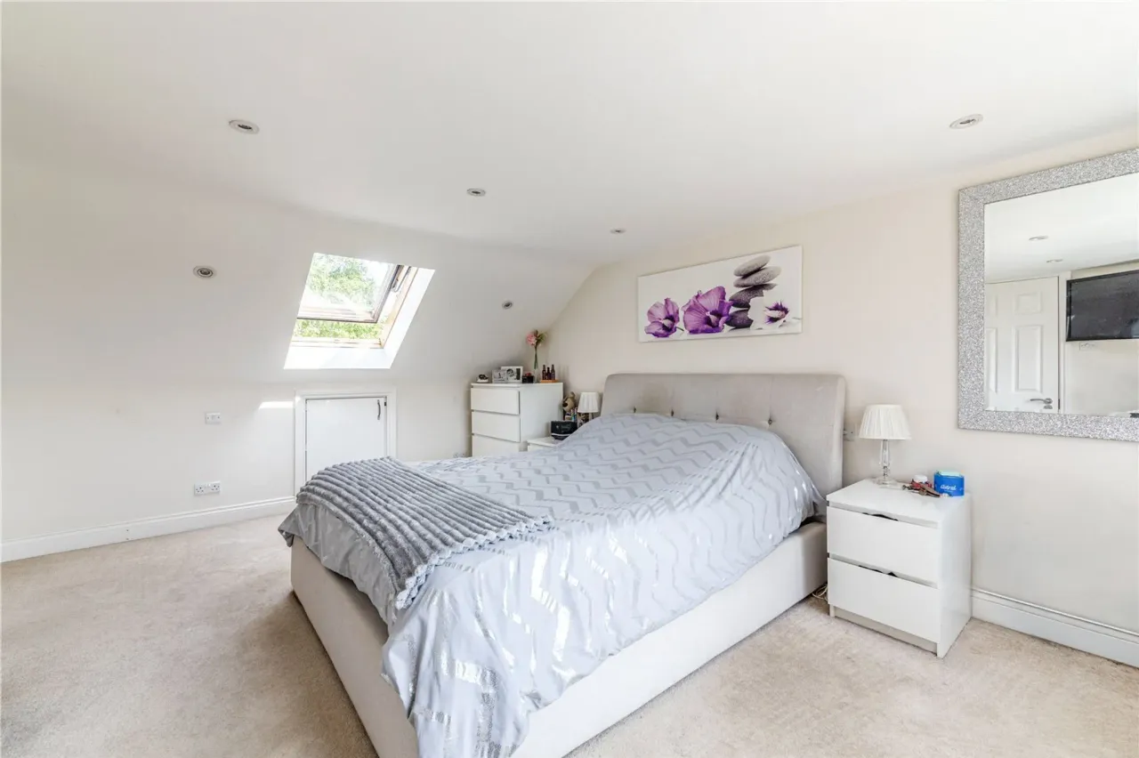 Fullerton Way, Byfleet, West Byfleet,..., photo 10