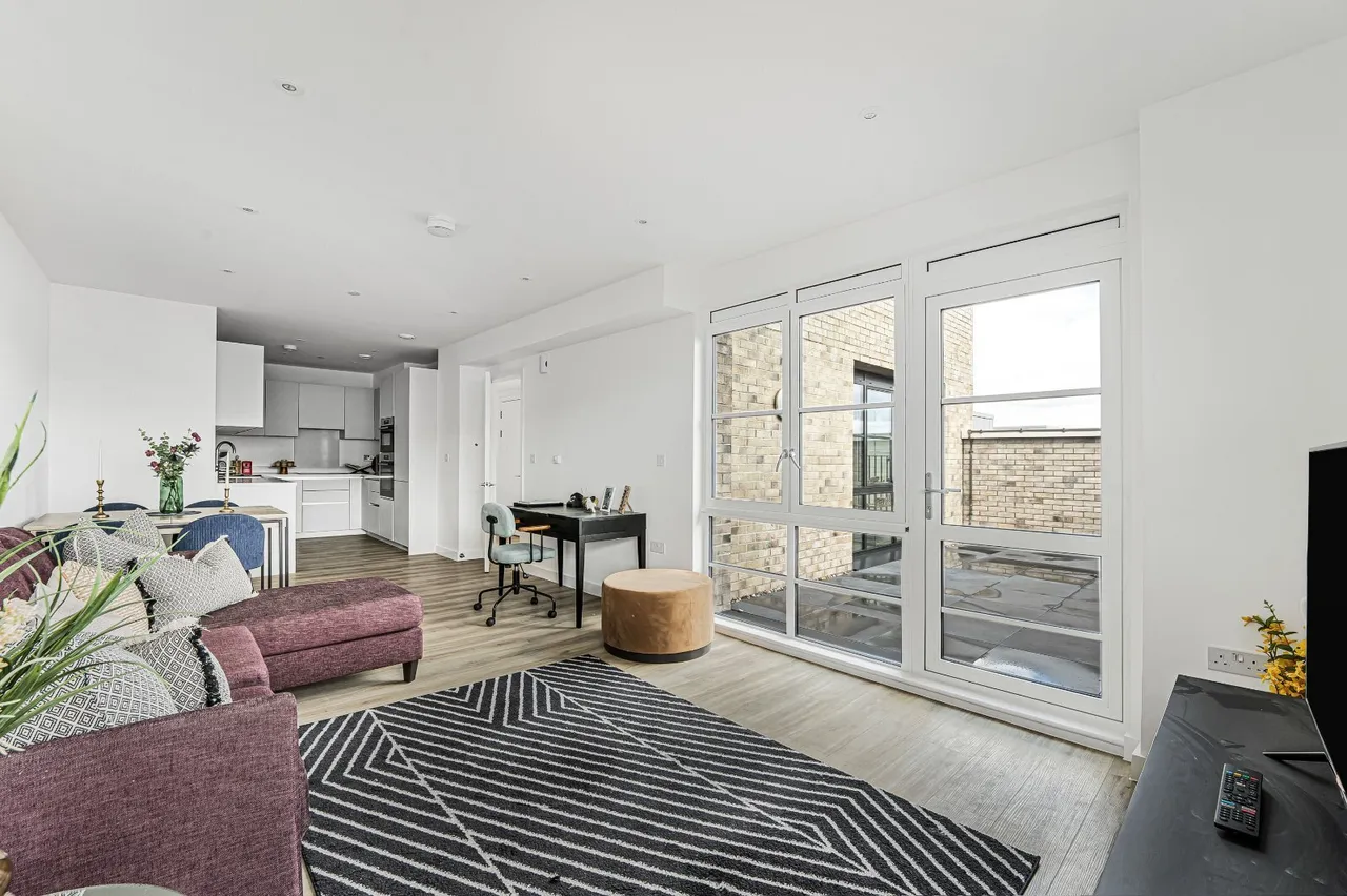 3 bed house for sale, Herald Street, London, E2