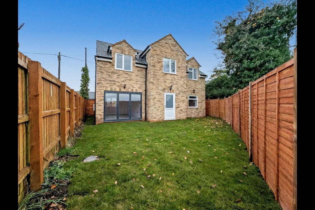 Gorefield Road, Leverington, PE13, photo 2
